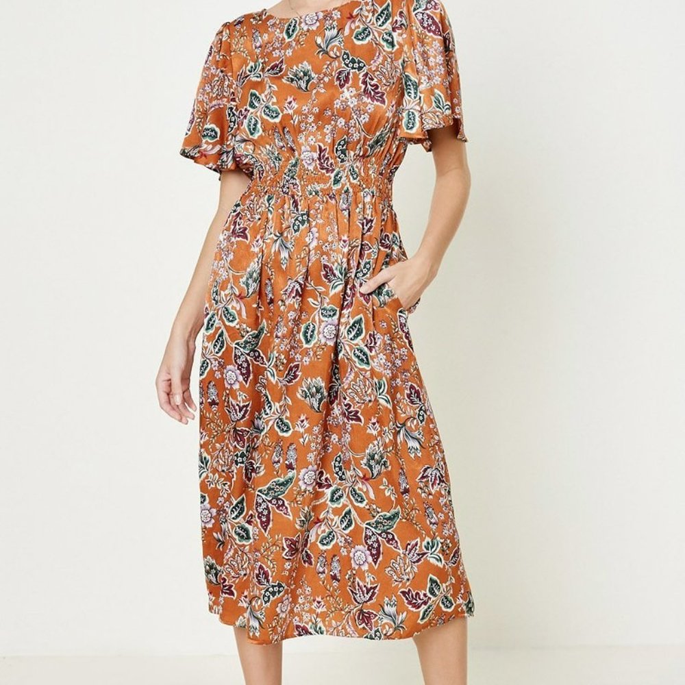 Hayden Los Angeles Floral Satin Smock Midi Dress